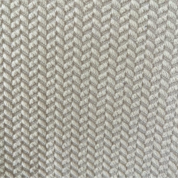 Comme Toi | Tan Herringbone Thermal Knit Layered Polka Dot Tunic Top, Medium - Picture 4 of 6